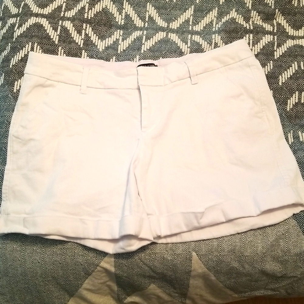 DEAR JOHN white cotton/spandex flat front shorts